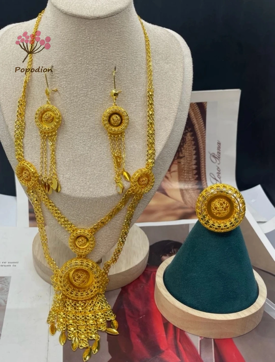 

Dubai New 24K Gold Plated Necklace, Earrings, Rings as Gifts for Women's Friends, Wedding Party Jewelry Set DD10611