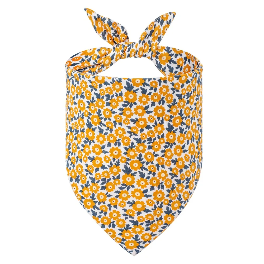 Dog Bandanas Pet Scarf Saliva Towel Daisy Pattern Washable Dog Neckerchief Bib Pet Triangle Scarf for Small Large Dogs