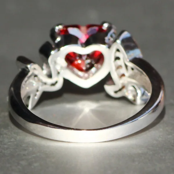 New I LOVE U Heart Shaped Princess Red Diamond Ring 925 Sterling Silver Women s Micro Set Elegant Romantic Engagement Ring