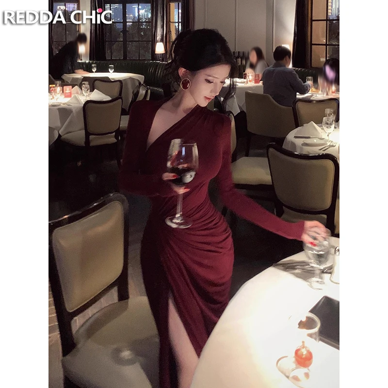 

REDDACHiC Slant Shoulder Red Dress with Split Long Sleeve Fitted Shirring Bodycon Maxi Dress Party Sexy Autumn Women Clothes