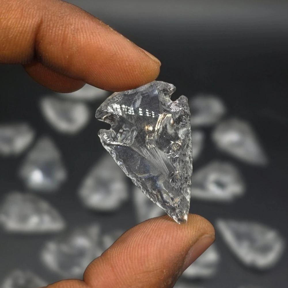 Random Natural Clear Quartz And Red Obsidian Arrowheads - Suitable for Crafts, Jewelry Making, And Home