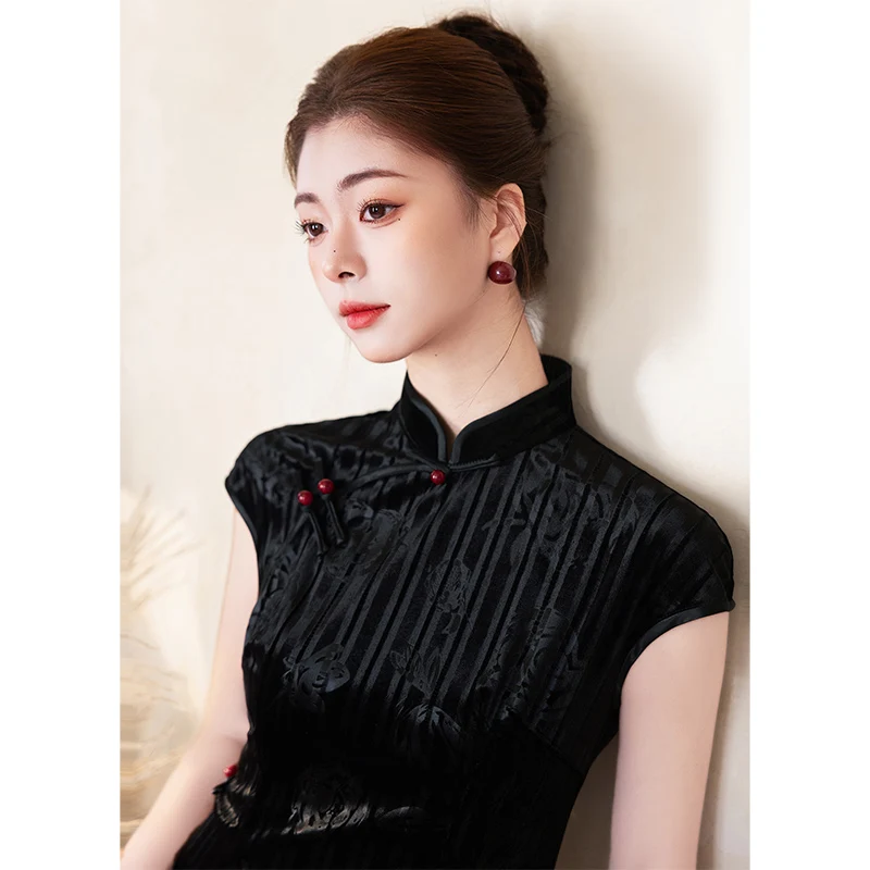 

Ele Bla Velvet Simptic Retro Sle Chinese New Faion Women's Long Dr for Daily Wear Performance ow