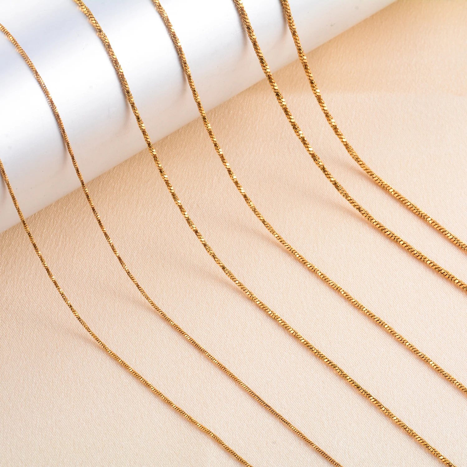 

0.9/1.2/1.5mm Stainless Steel Gold Color Tiny Twist Square Snake Necklace Chain Women's Fashion Jewelry