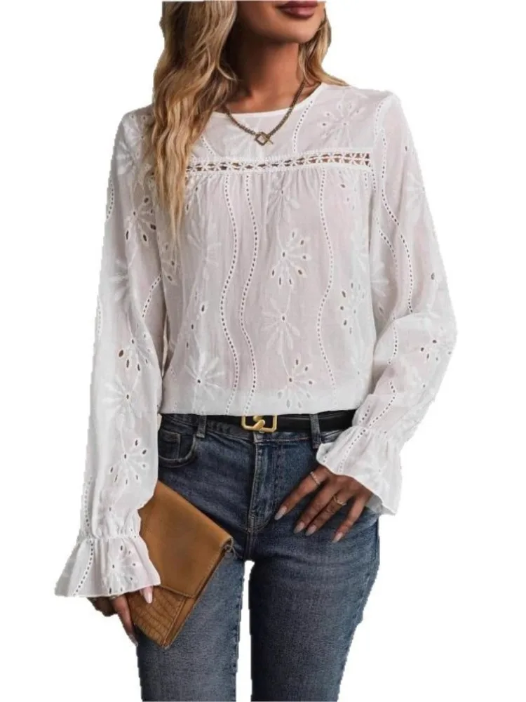 Camicia in pizzo bianco Moda donna Gancio Fiore Hollow O-Collo Maniche svasate Top Primavera Autunno Donna Solid Eleganza Camicette da ufficio
