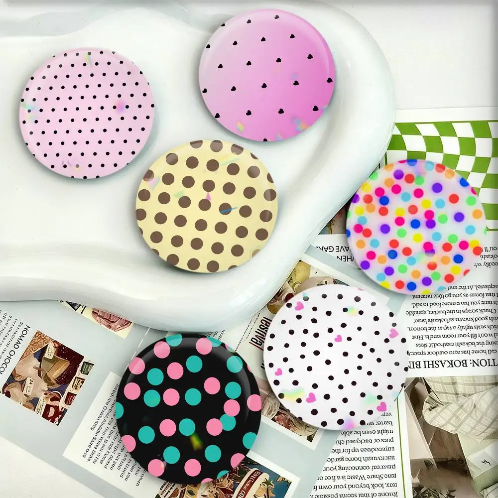 Fashion P-Polka Dot Figure Badges 25 32 44 58 75 mm Round Fans Collect Friends Gifts Brooch Souvenir
