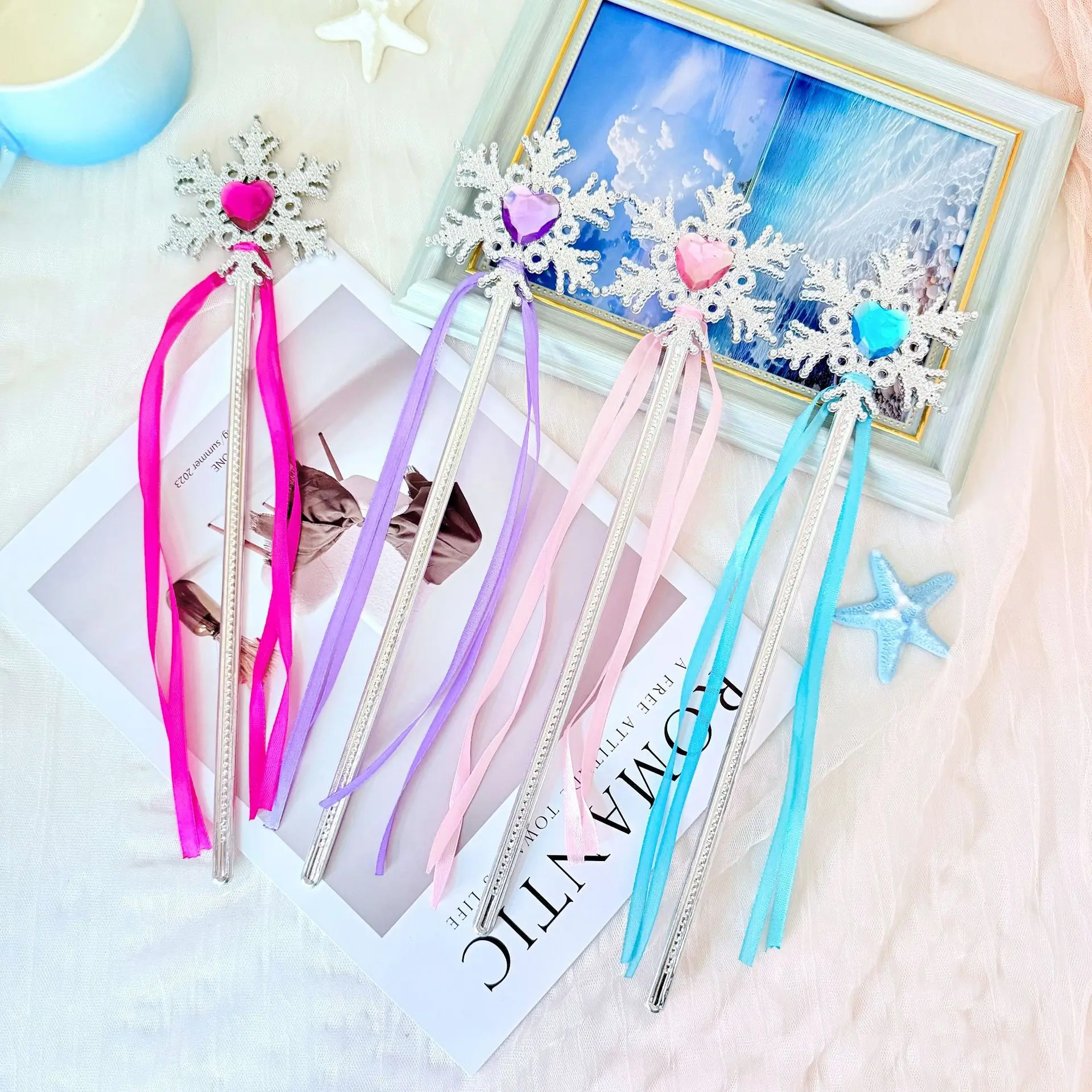

Wholesale 20pcs/lot Kids Crown Tiara Princess Magic Wand Wand Snowflake Fairy Stick Princess Show Dress Up Costume Accessories