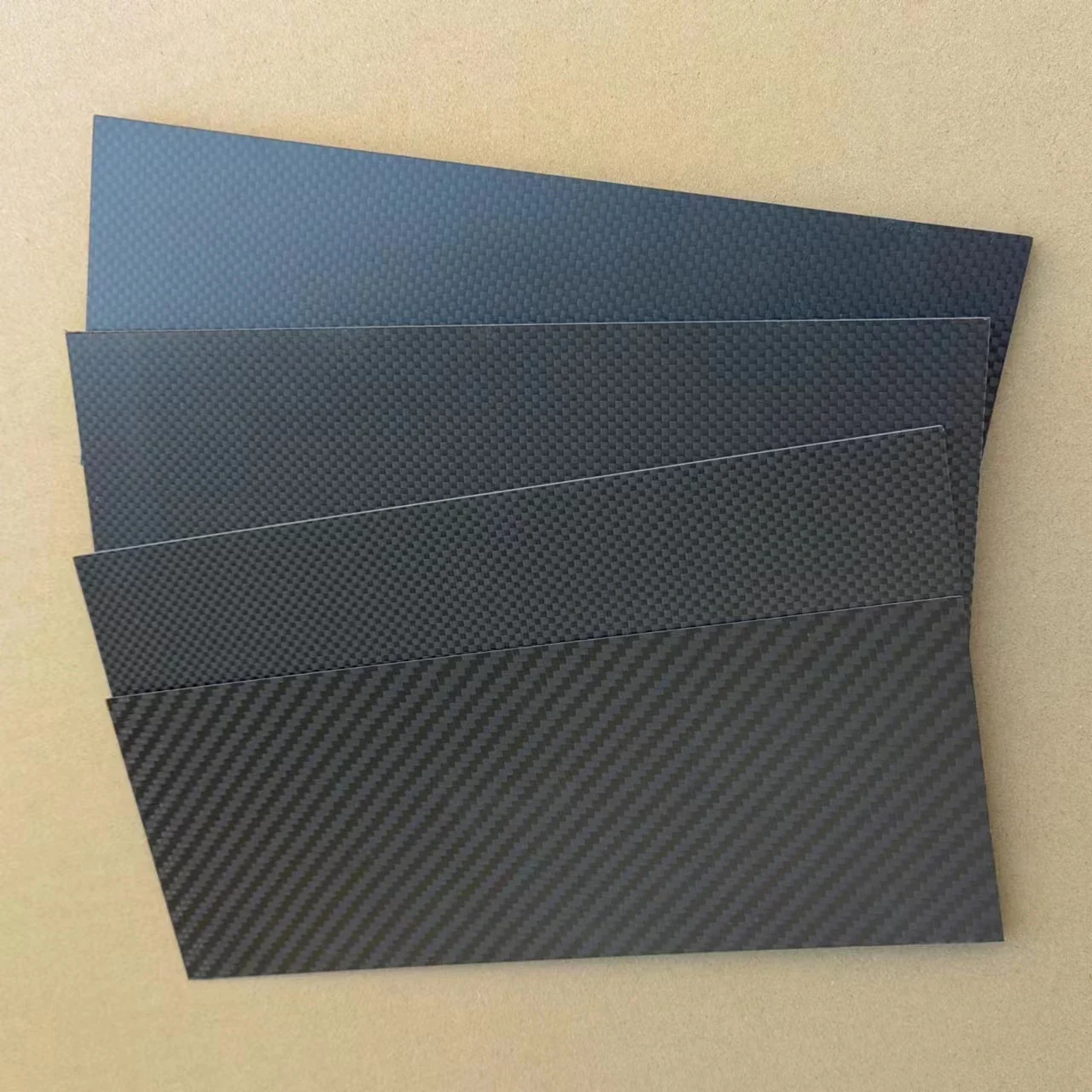 245x395mm Full 3K Carbon Fiber Plate Sheet High Strength Carbon Board Panel Thickness 0.5mm 1.0mm 1.5mm 2mm 2.5mm 3mm 4mm 5mm