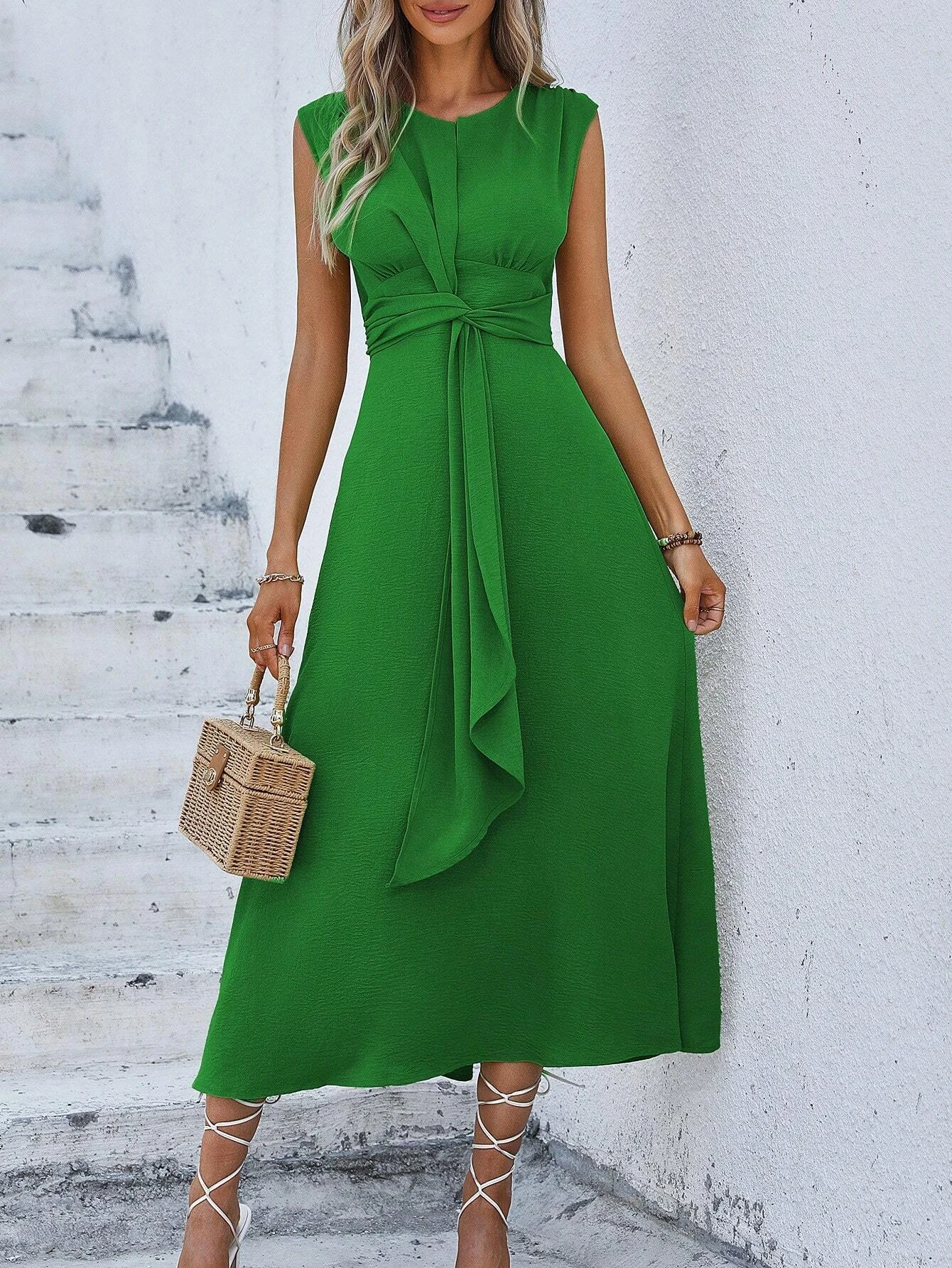 Thumbnail 4 - #5 Trending Midi A-Line Dress Right Now