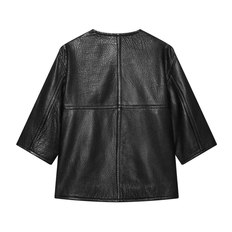 Summer 2026 Women's Design Loose Soft Leather Short Jacket Seven Sleeve Zipper Closure Short Outerwear Elegant European Style