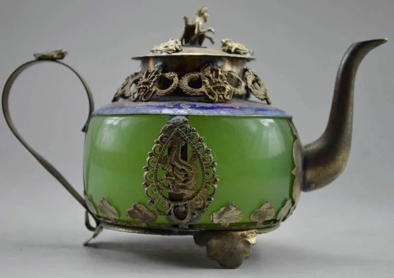 

Collectible Old Handwork Green Jade & Tibet Silver Dragon Teapot Monkey Lid