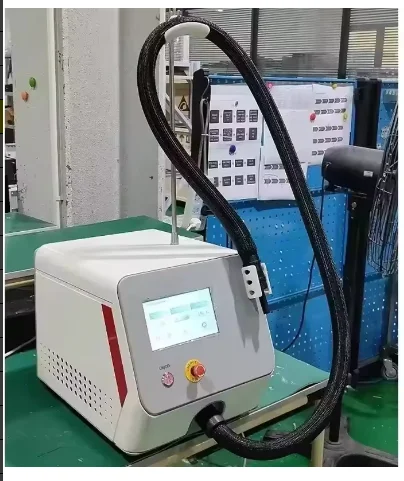 

Портативная машина для похудения Vela Body Shape 4-в-1 с кавитацией, вакуумным роликом и инфракрасным светом для красоты и снижения веса