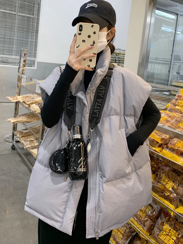 

Loose Women's Cotton Vest 2026 Autumn Winter Large Size Faionable Outerwear oulder Pad Design Zipper Closure Color