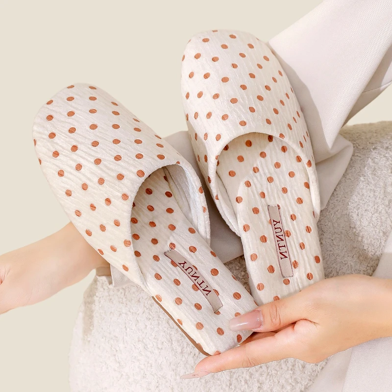 Zapatillas planas De diseño plisado De lunares a la moda, Zapatillas De casa De color rosa dulce para Mujer, Zapatos ligeros antideslizantes cómodos De Mujer