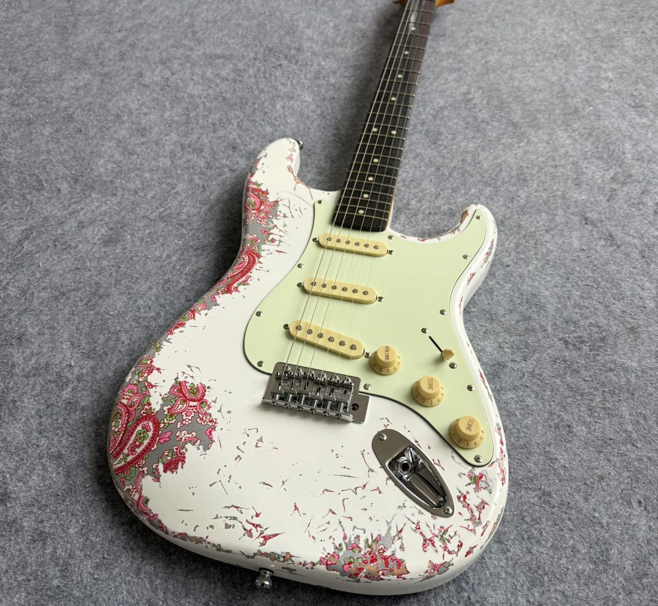 2026 new style  guitar, handmade, high quality; Paisley pattern white, nitrocellulose finish, in stock 2026