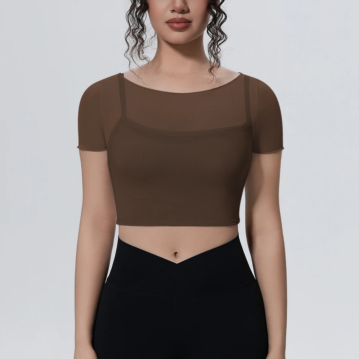 Hot Sales Solid Color False Two-piece Mesh Yoga T-Shirt Running Shirts Solid Color Gym Slim Casual Workout Top with Chest Pad