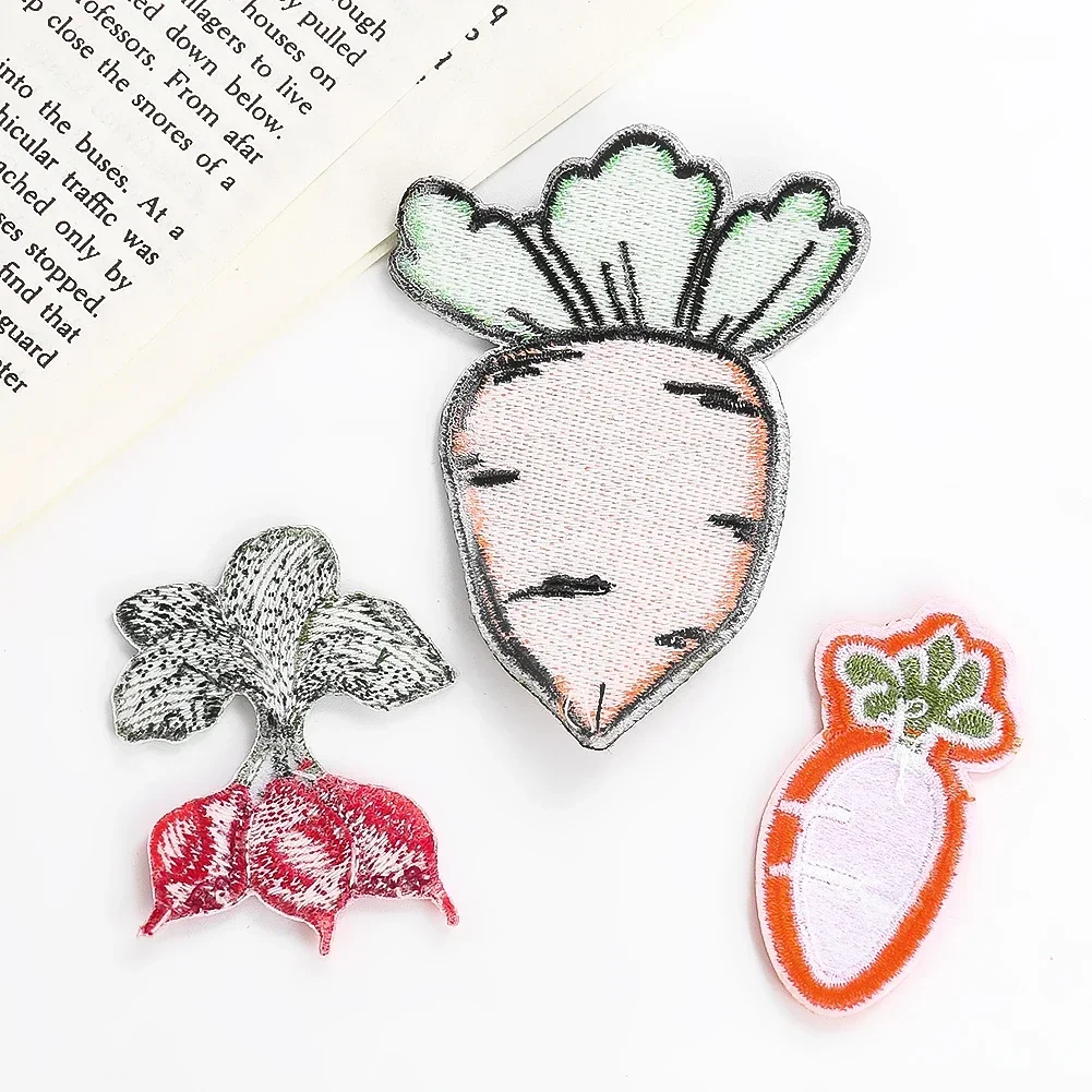 2PCS Cartoon Color Radish Kids Patches for Clothing Vegetable Carrot Sticker Iron on Patch DIY Decorative Scrapbook Accessories