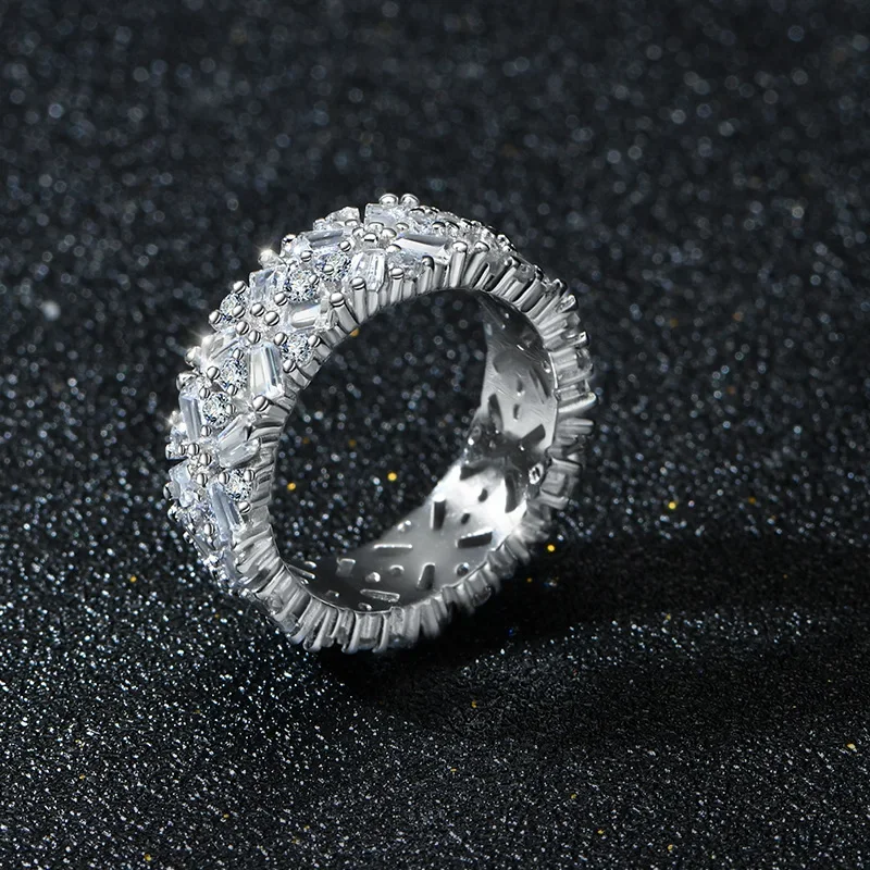 Bague de luxe en argent regardé 925 avec diamant complet pour femme, design de niche, personnalité exagérée, petit et à la mode, nouveaux modèles