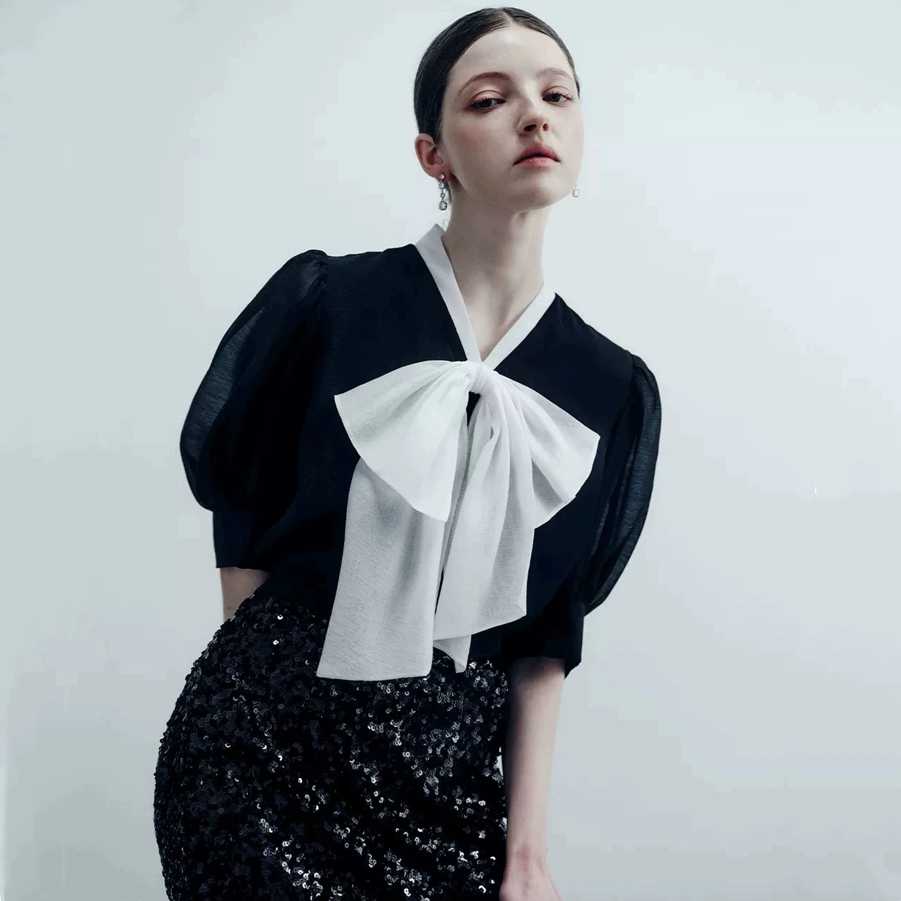 

Ele Faionable Big Bow Decorated round Ne Pullover Seven Sve Chiffon irt Commute Sle Loose Fit ort Sve