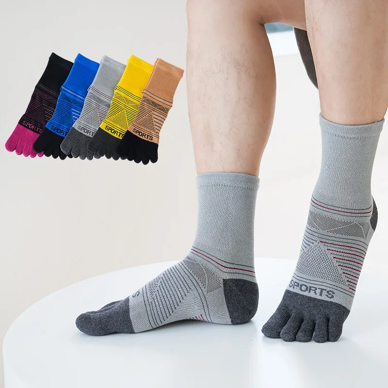 

1/5 pairs men winter simple comfortable mid length socks anti odor toe socks Fashionable versatile five finger socks
