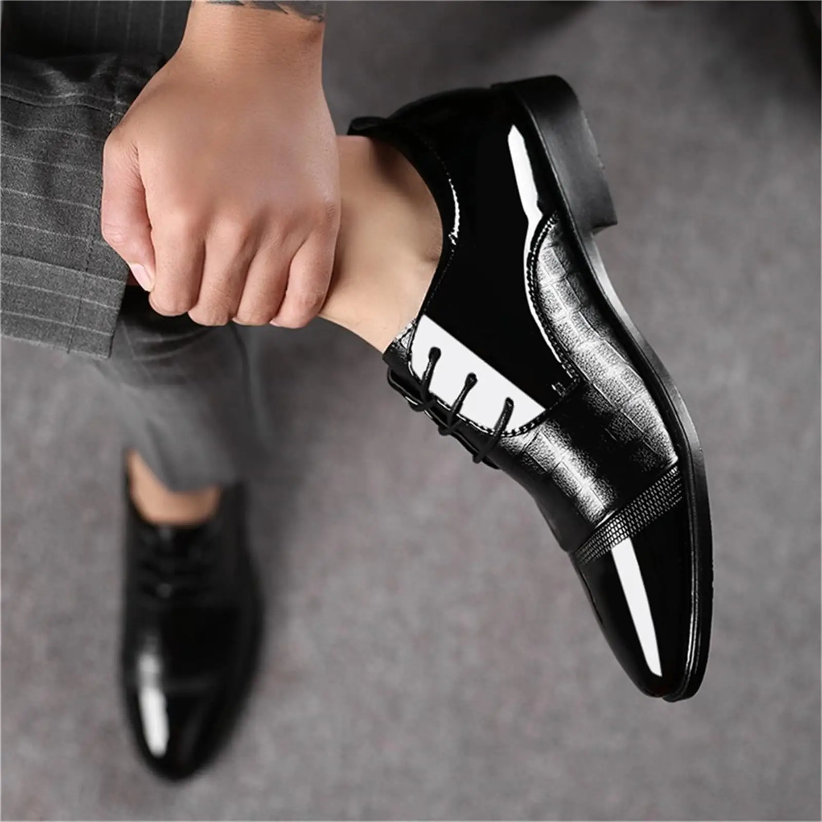 Mens Dress Shoes Formal Business Oxford Block Patent Leather Lace-up Comfortable Pointed Shoes For Men - Image 4