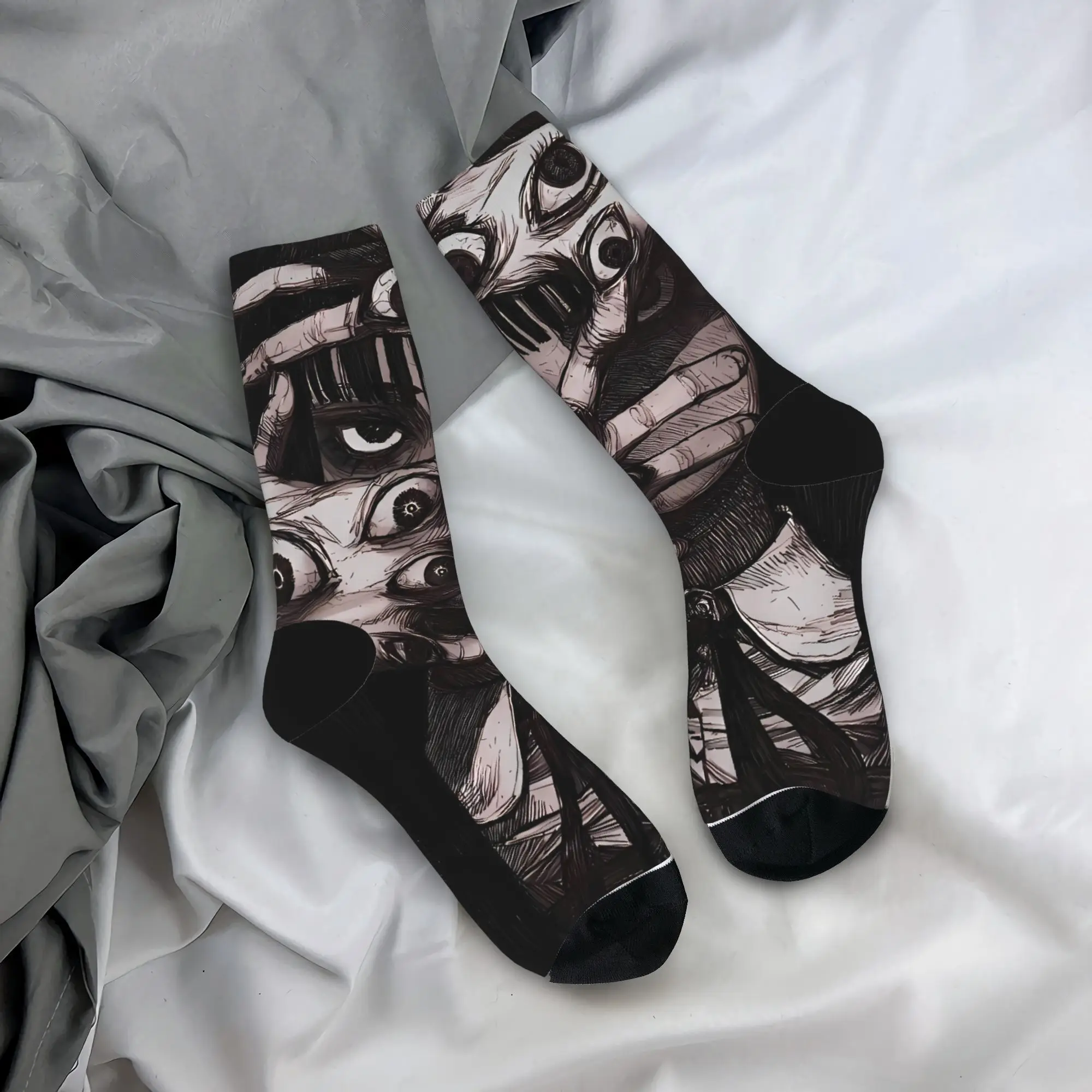 جوارب Tomie Junji Ito جوارب الخريف جوارب غير رسمية للنساء والرجال جوارب ناعمة جرافيك لوح التزلج جوارب مضادة للانزلاق