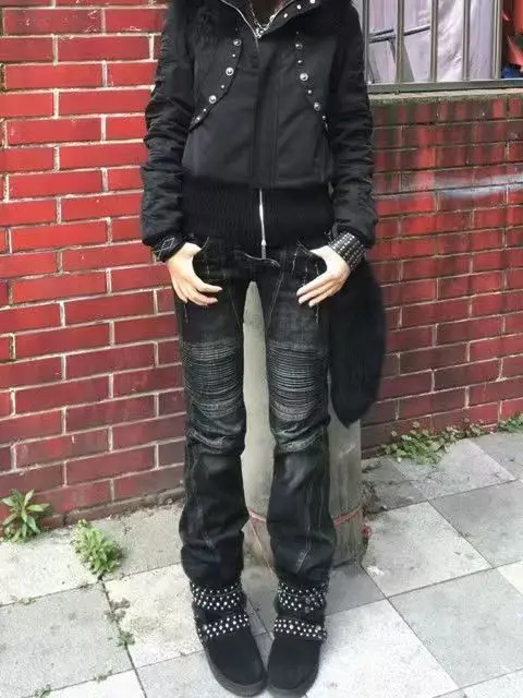 

Американские уличные мотоциклетные джинсы большого размера в стиле ретро для тяжелой промышленности, женские облегающие джинсы с низкой талией, потертые плиссированные джинсы с царапинами