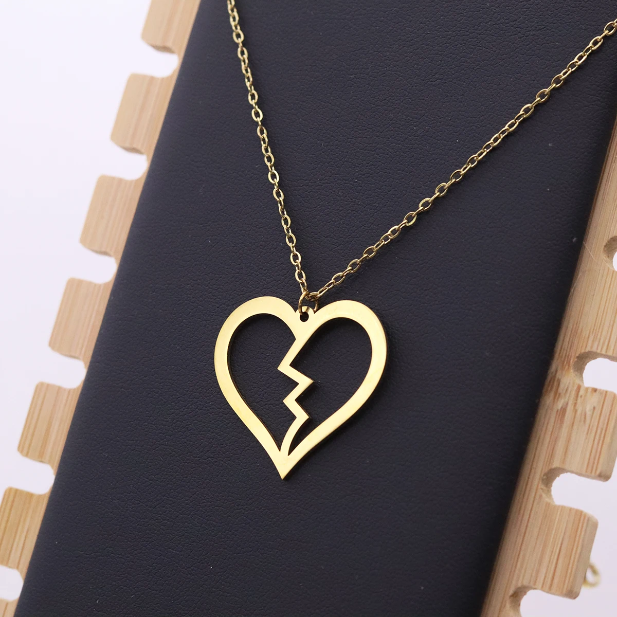 Todorova Artistic Broken Heart Stainless Steel Necklace Pendant for Women Gold Color Chain Necklaces Jewelry Collier Femme
