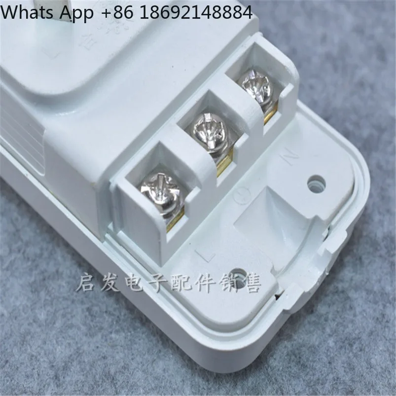 

Applicable electric water heater leakage protection plug power cord anti-touch 10A socket leakage protection