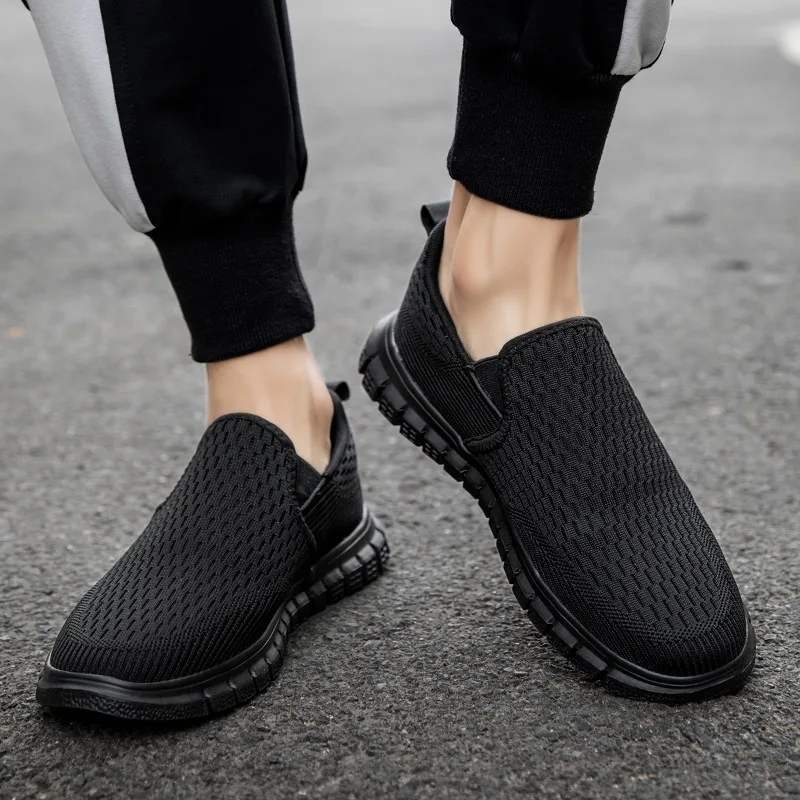 Men Casual Canvas Shoes Mens Loafers Breathable Slip on Flats Male Vulcanized Shoes Driving Shoes Plus Size 46 Walking Shoe