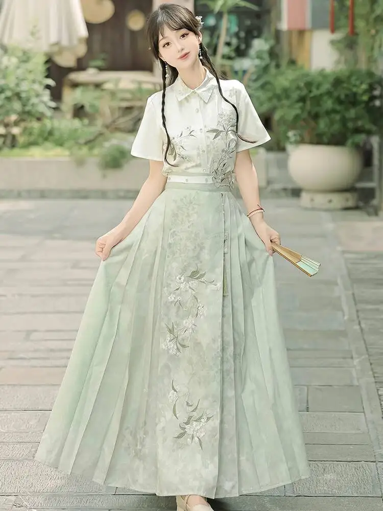 

New Chinese Style National Style Han Elements Ming System Hanfu Women Improve Daily Guofeng T-shirt Shirt Horse-face Skirt