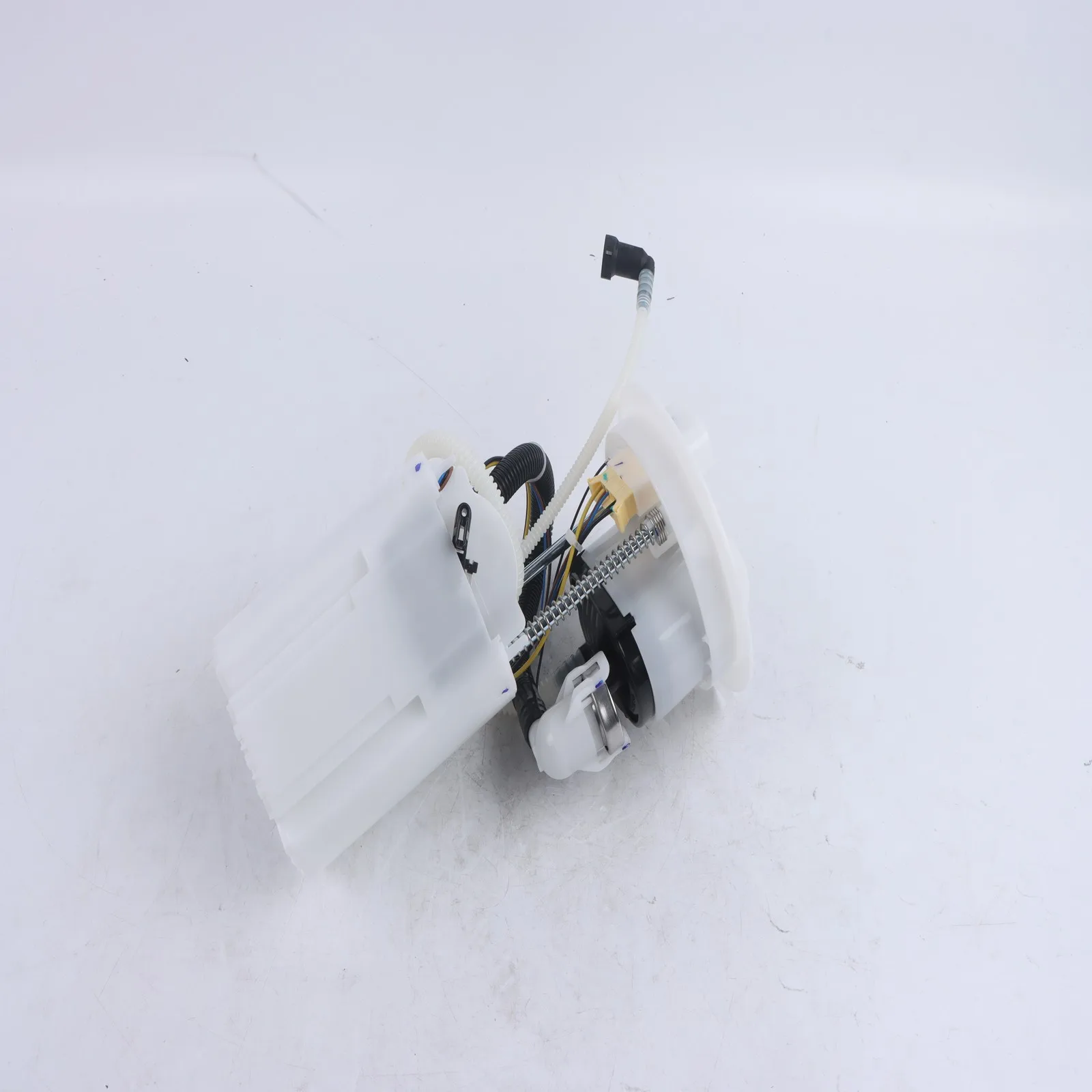 

1pc Fuel Pump Unit Assembly 3C0919051AK FOR VW Passat CC 2006-2017