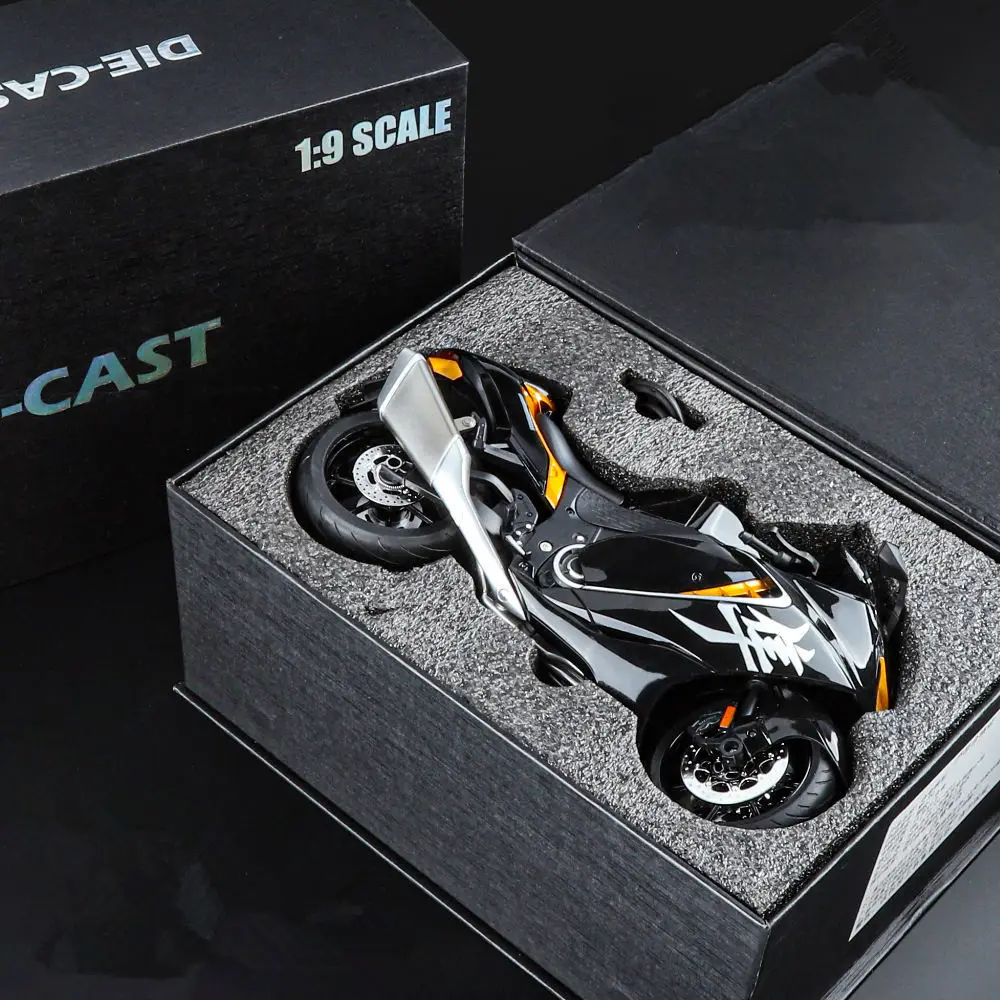 Exquisite Gift Box 1:9 SUZUKI Hayabusa GSX-1300R Alloy Racing Motorcycle Model Diecasts Street Sports Motorcycle Model Kids Gift