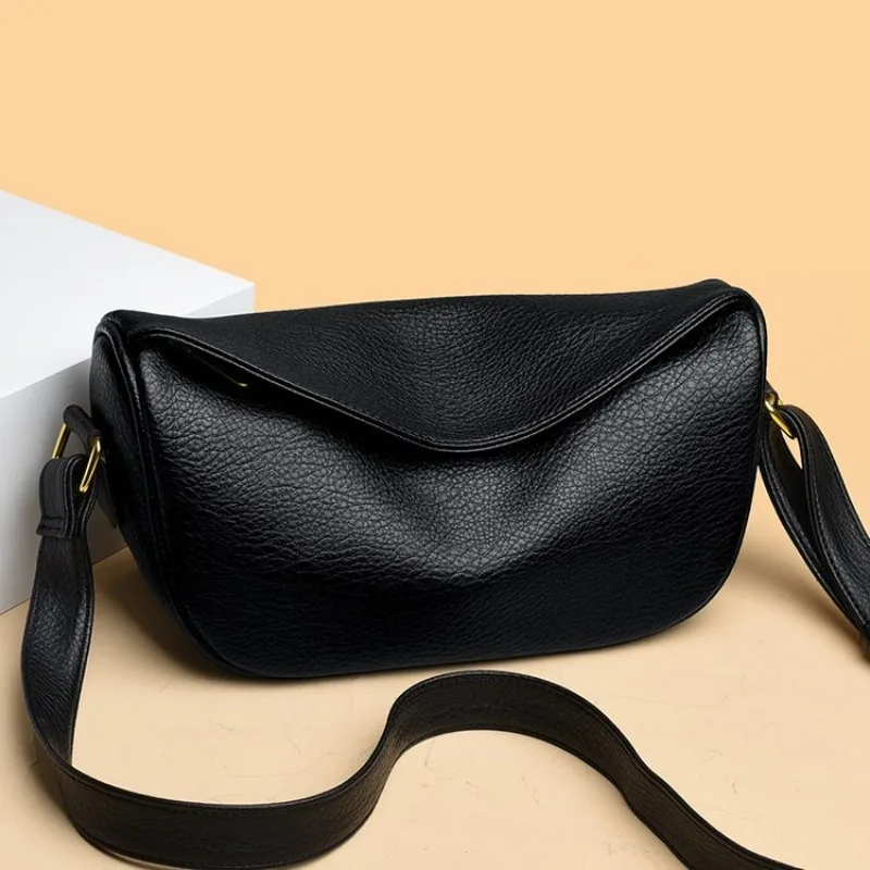 

Minimalist Elegant Designer Diaper Bag For Women Vintage Luxury Leather Large Capacity Stylish Fashion Shoulder Bag