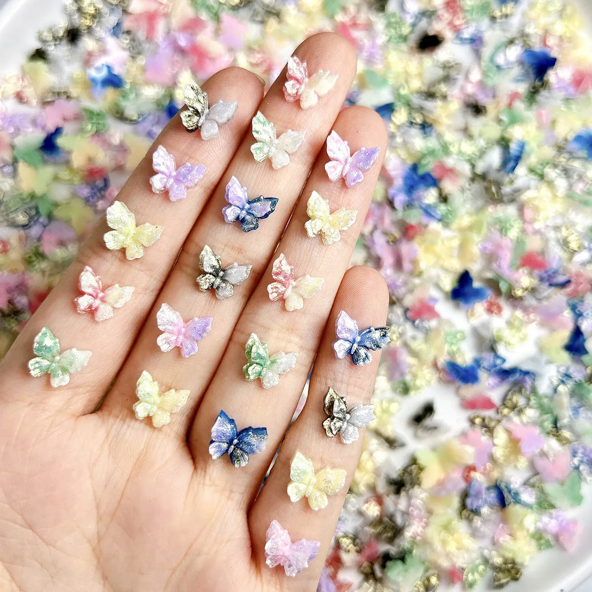 Fino cintilante luminoso borboleta resina encantos de unhas dupla camada doce colorido borboleta decorações da arte do prego para unhas diy
