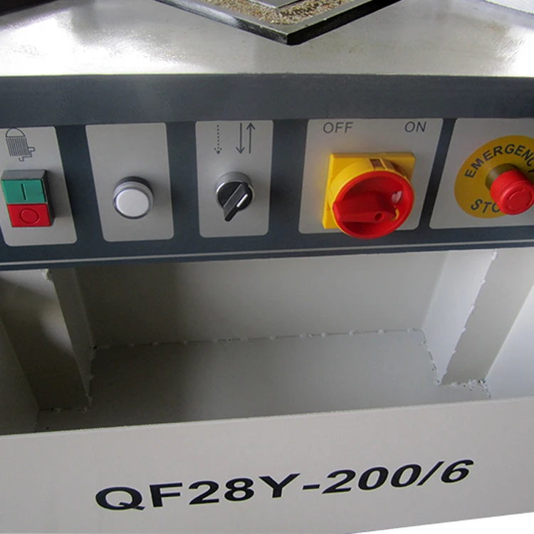 Machine de Découpe d'Angle de Tôle de Style Hydraulique, QF28Y