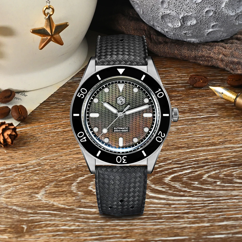 San Martin 39 mm duikhorloge M - Guilloché Dial Watch recensie en prijs