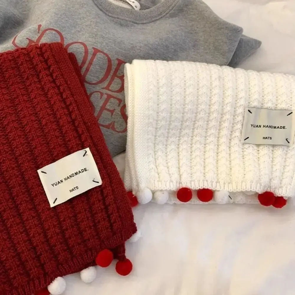 جديد الدفء الصليب وشاح أحمر صغير الكرة متماسكة وشاح رشاقته السنة الجديدة وشاح للرقبة الفتيات