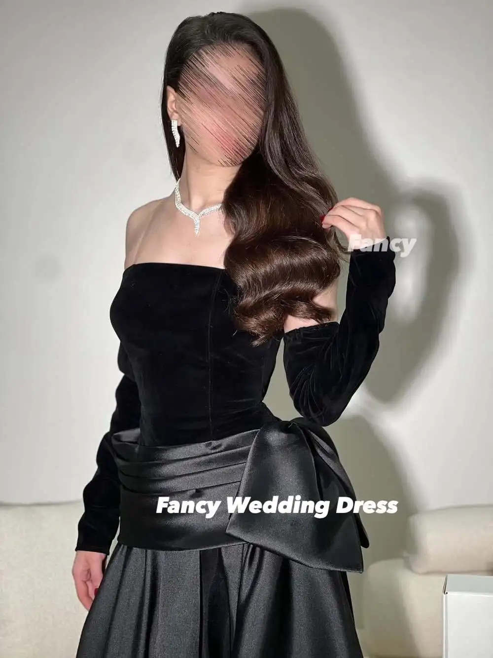 فستان سهرة أنيق بدون حمالات في المملكة العربية السعودية فستان حفلات من الساتان الناعم على شكل حرف A فستان حفلات مشد خلفي مخصص بأكمام #4