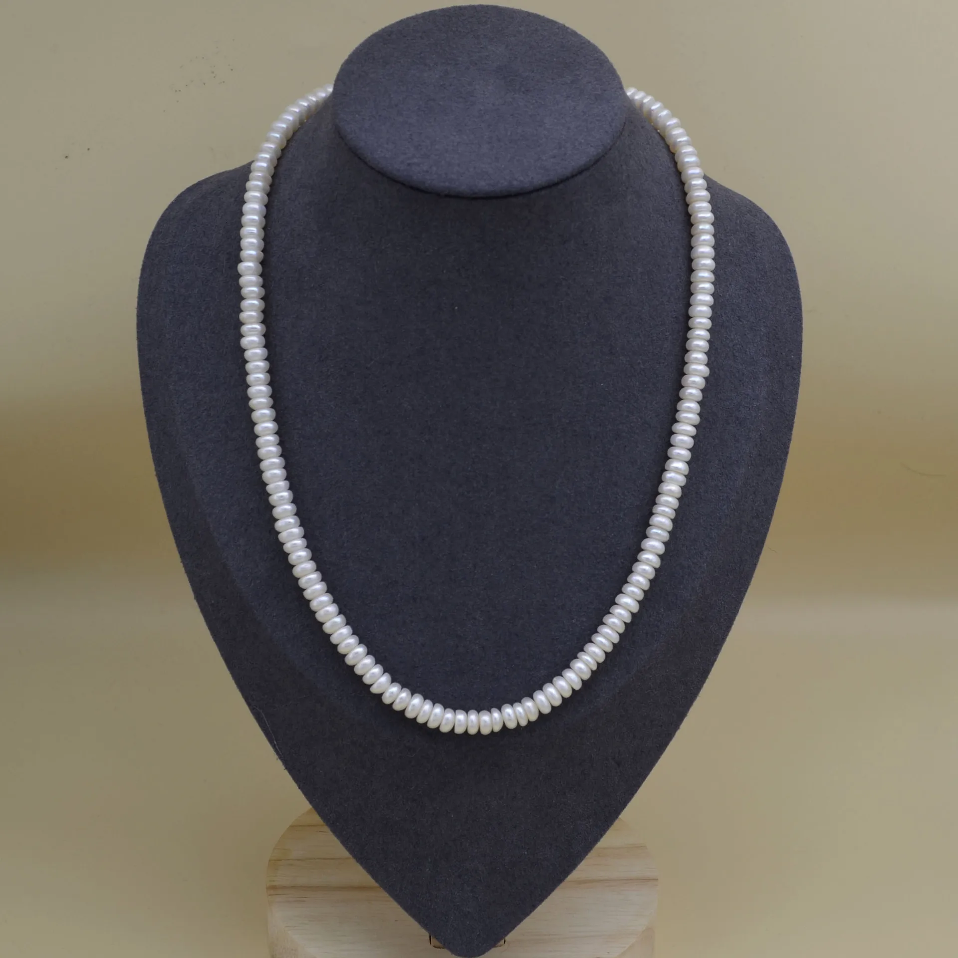 

Exceptional Fine 4-5mm Akoya White Real Natural Pearl Necklace 18in Fine Jewelry 18k Solid Gold