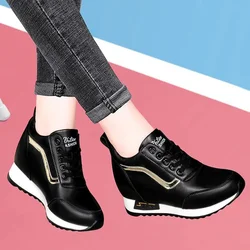 Zapatillas de deporte con plataforma de cuña para mujer, zapatos vulcanizados transpirables de cuero PU, informales, a la moda, talla grande, 2023