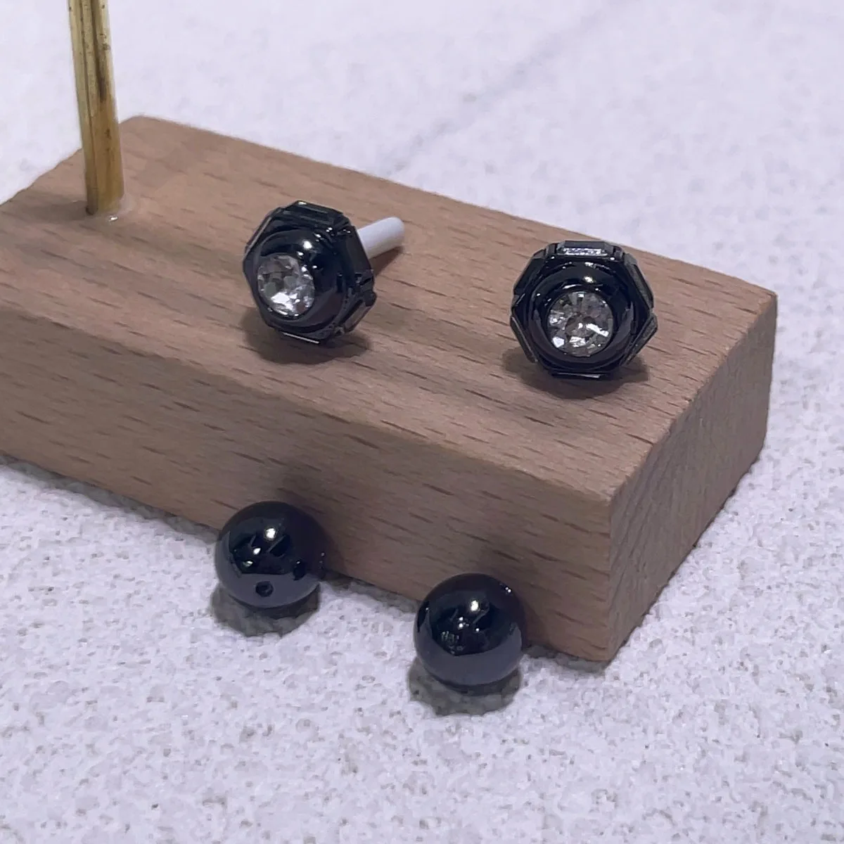 حلق صغير أصلي 2026 صيفي عصري أطقم مجوهرات راقية للنساء قطع مستديرة كريستال تنس أقراط مجوهرات الحفلات #3