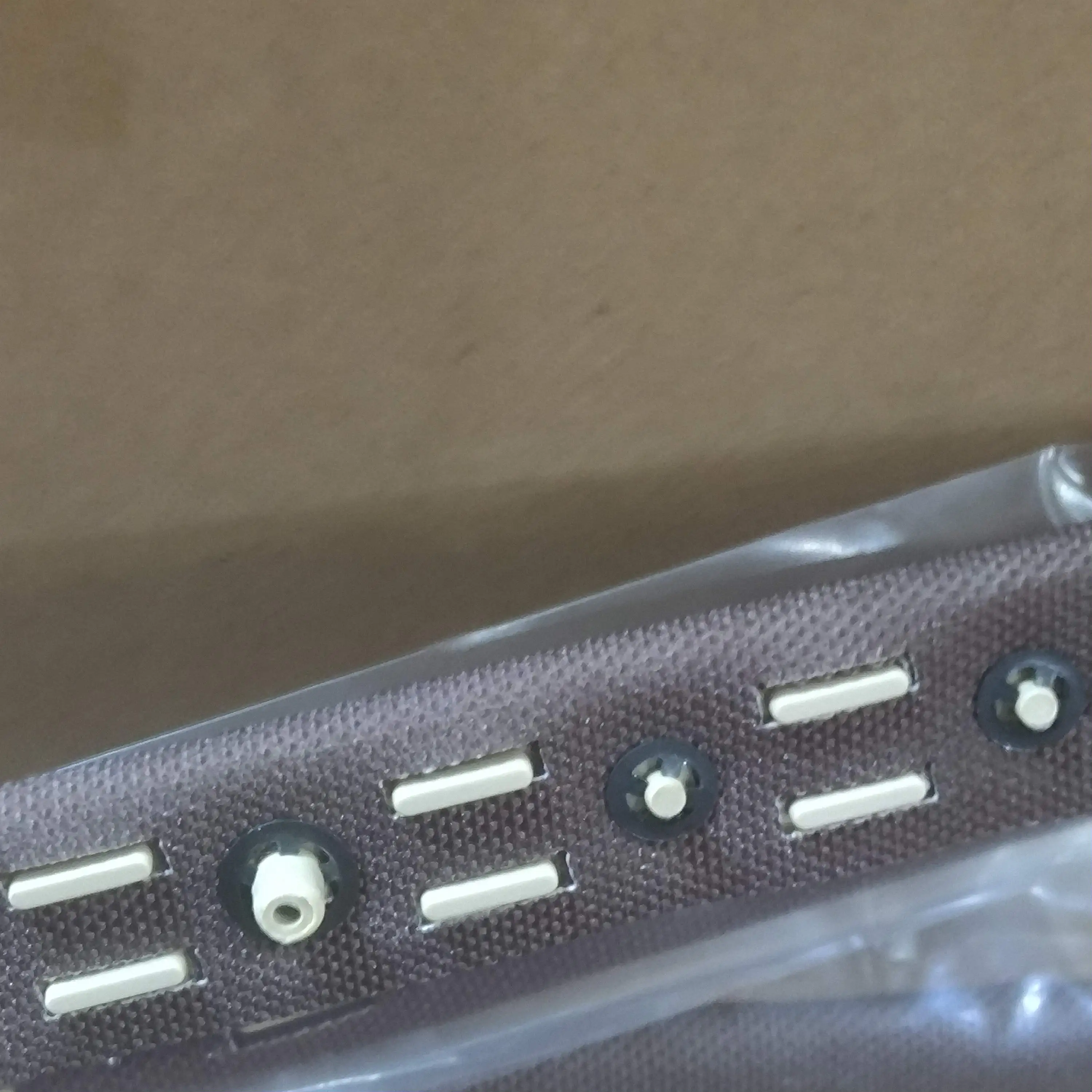 

302RV93050 FK-1150 Держатель масляной накладки для Kyocera P2040 P2235 P2335 M2040 M2135 M2235 M2540 M2635 M2640 M2735 M2835