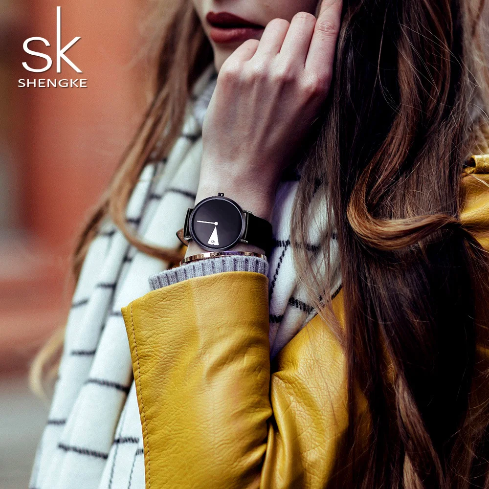 Shengke relógio feminino criativo relógio de pulso senhoras girar pulseira de couro amarelo relógios de pulso montre femme reloj mujer