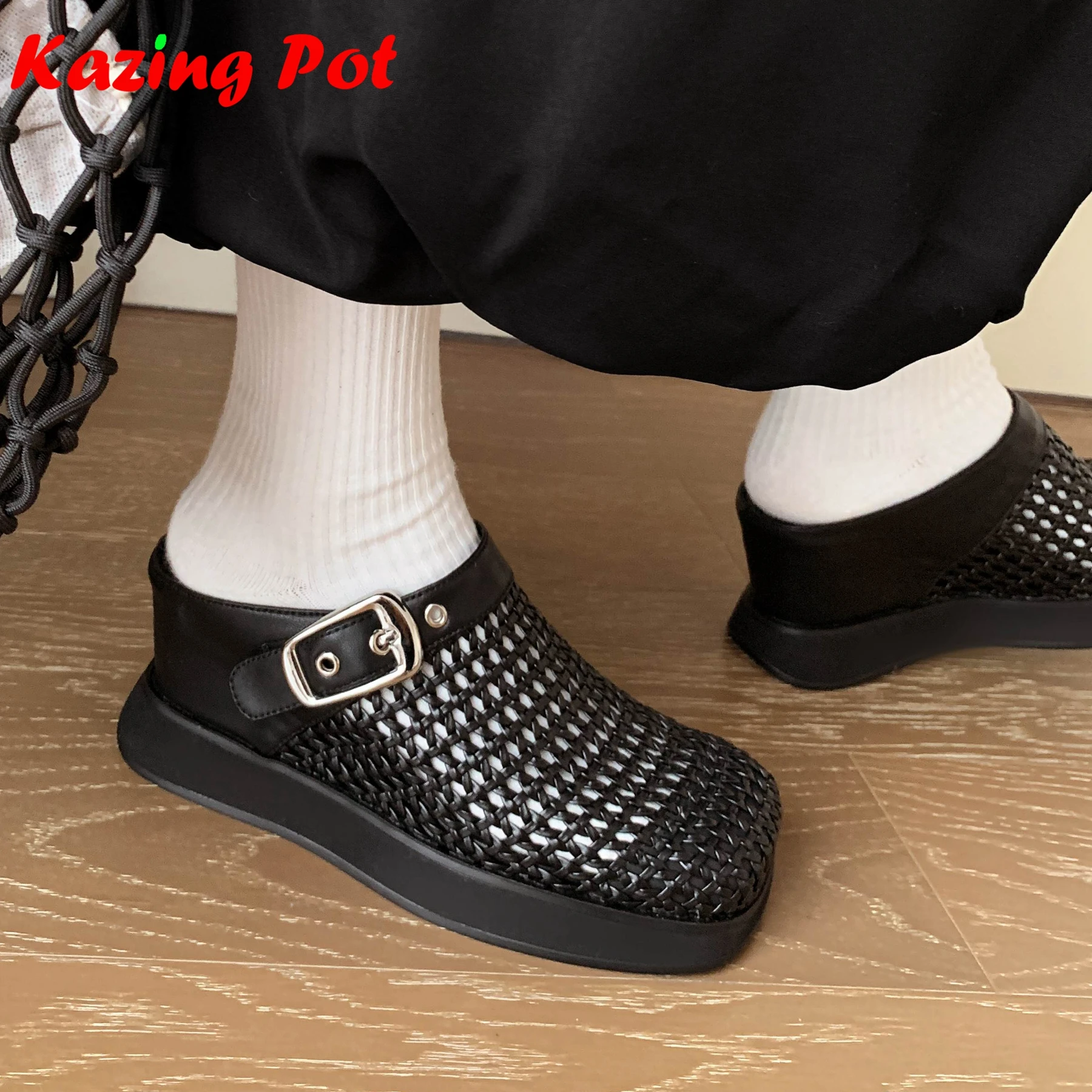 

Krazing Pot Straw Weaving Square Toe Metal Buckle Summer Shoes Women Thick Bottom Breathable Sandals Wedges High Street Pumps