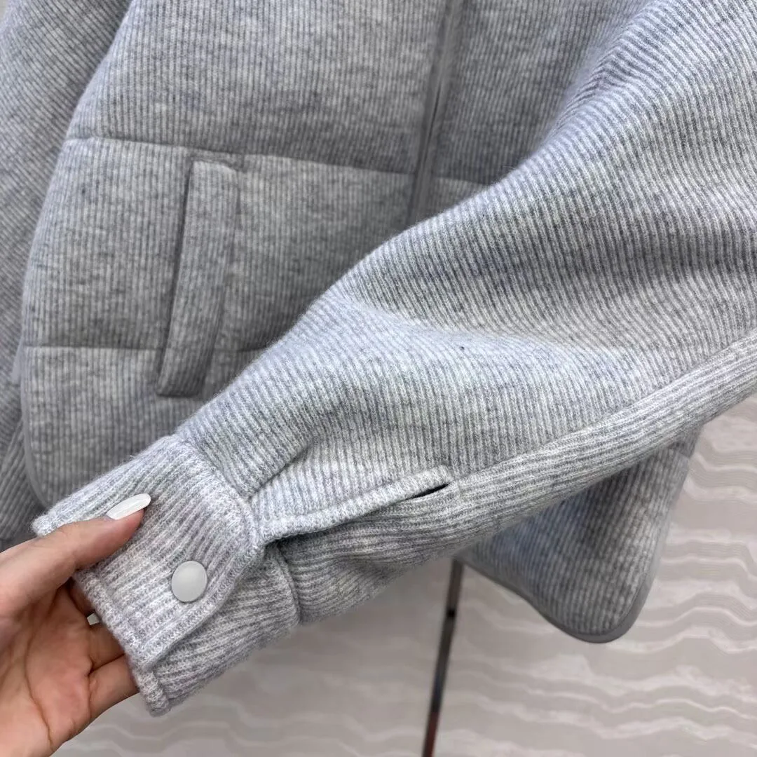 オールドマネースタイル 冬用 厚手 ホワイトグースダウンコート レディース フード付き 長袖 ルーズ ブレッドスタイル グレー ウールニット 暖かいジャケット