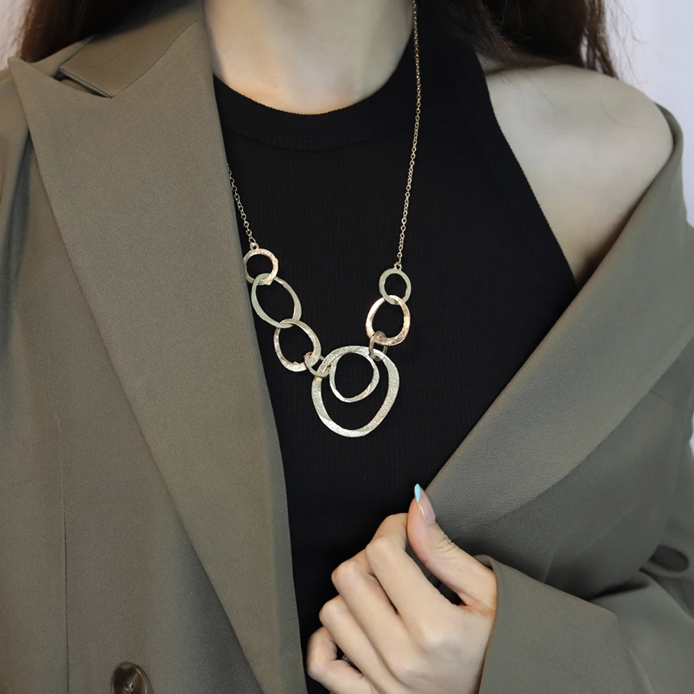 Classical Fashion Exaggerat Annulus Chocker Necklaces Collar Pendant Necklace women Statement Sweater Necklace