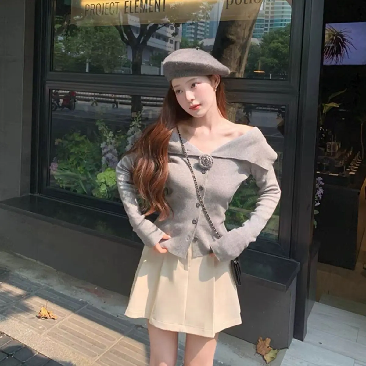 2024 Spring Lady New Grey One Shoulder Flower Knitting Cardigan Slim Gentle Temperament Fashion Comfortable Long Sleeve Top