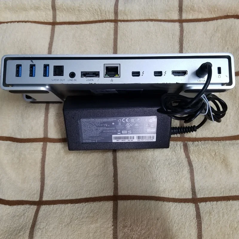 

thunderbolt 2 4K Docking Station for TB2DOCK4KDHC WINDOWS 7 10 11 OS X operating system Mac / NO AC cables. No thunderbolt cable