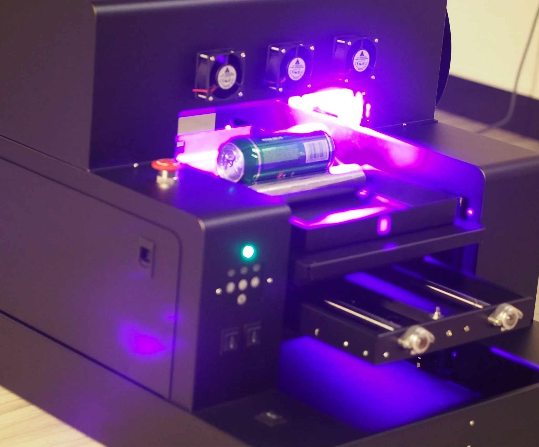 Impresora uv de escritorio de tamaño pequeño, bandejas para bolígrafos digitales uv de cama plana y accesorios para bandejas de bolas