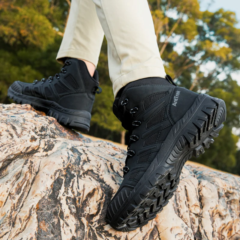 Men Tactical Boots Waterproof Ultrallight Anti-Slip Male High Quality Camping Army Boots Outdoor Desert Boot Work Hunting Boots view 6